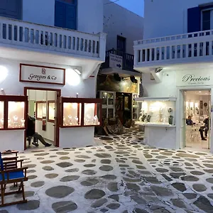 Cozy , Mykonos Town Grecia